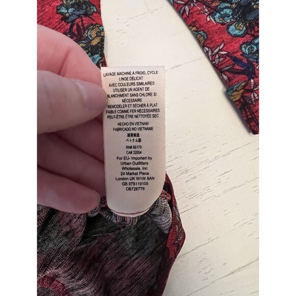 Free People Dock Street Red Ruffle Top Floral Shirt Women's Size Small Stretch - Picture 5 of 5